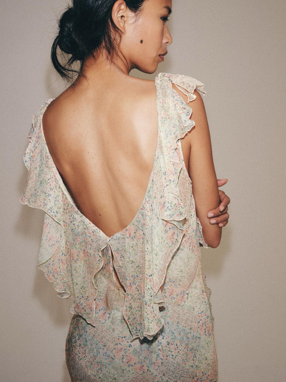 FLORAL PRINT RUFFLE DRESS - Picture 4 of 10